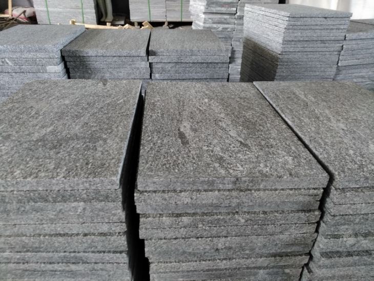 G302-Nero Santiago-Fantasy Grey Wood Granite tiles