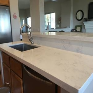 Carrara White Quartz Slab för bänkskiva